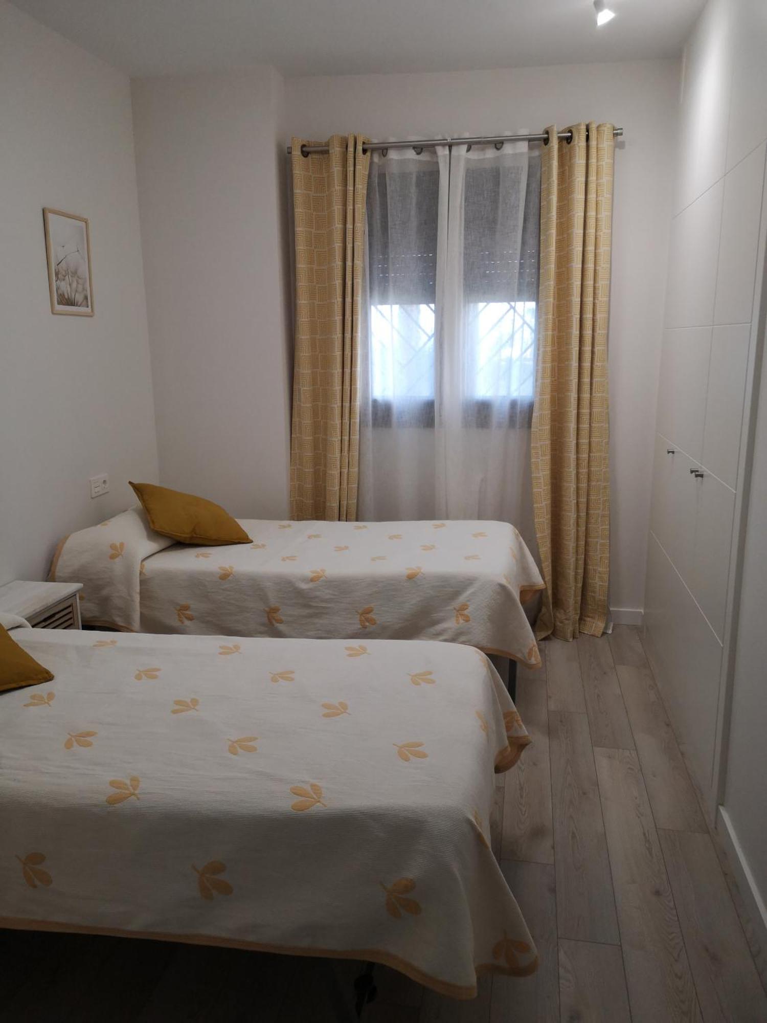 מאלגה Apartamento Playa Valle Niza מראה חיצוני תמונה